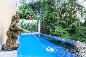 Riverside Villa: 2BDR & Private Pool on Riverbank